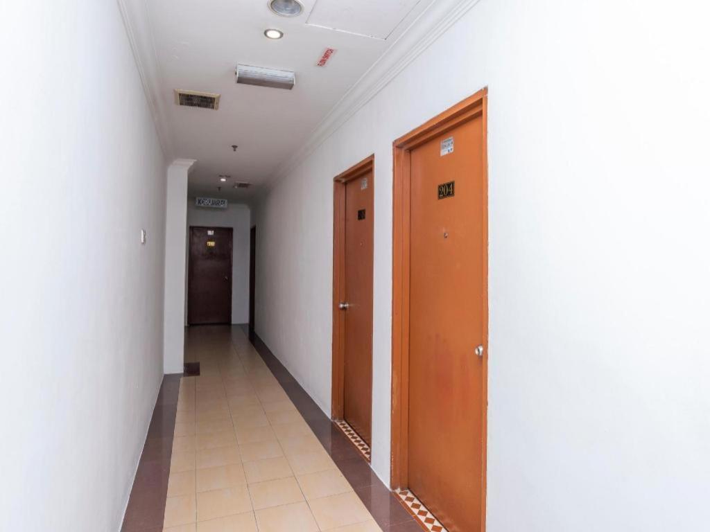 Super Oyo 1114 Neo Pegasus Hotel Segamat Exterior photo